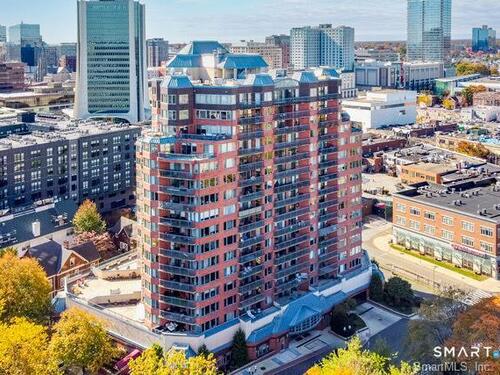  condo home for sale located at 25 Forest Street, apt 8a, Stamford, CT 06901