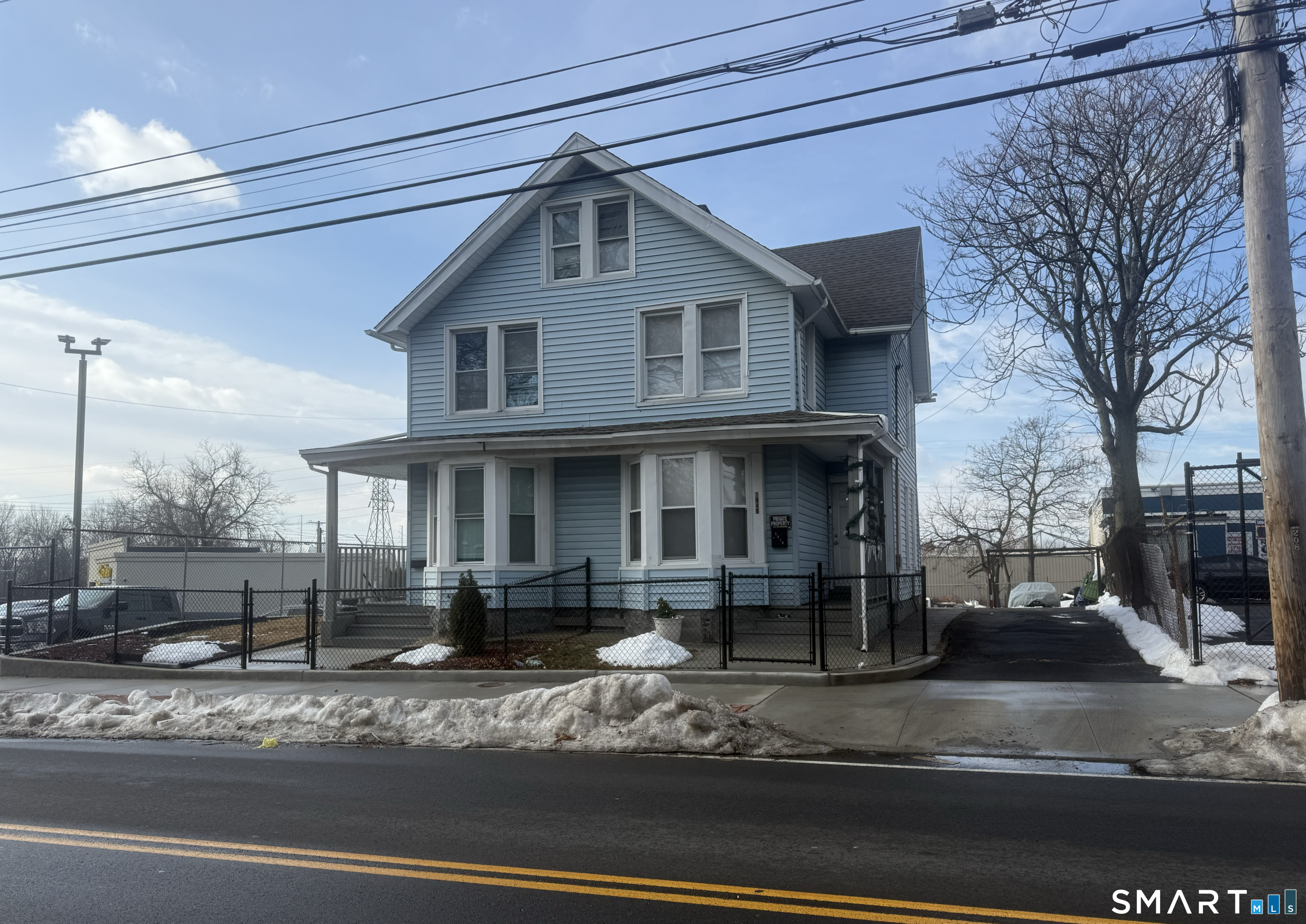 1943 Seaview Avenue, Bridgeport, CT 06610 | For Sale at $580,000