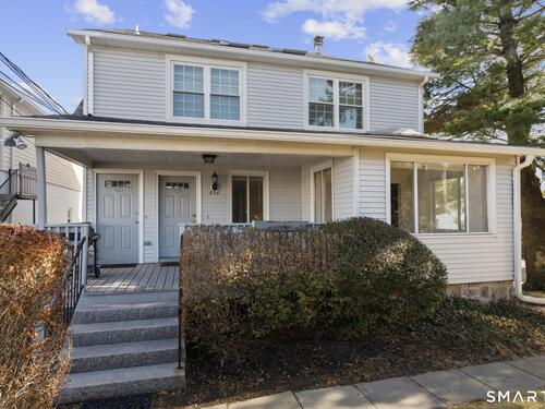  condo home for sale located at 254 Seaside Avenue, a, Stamford, CT 06902