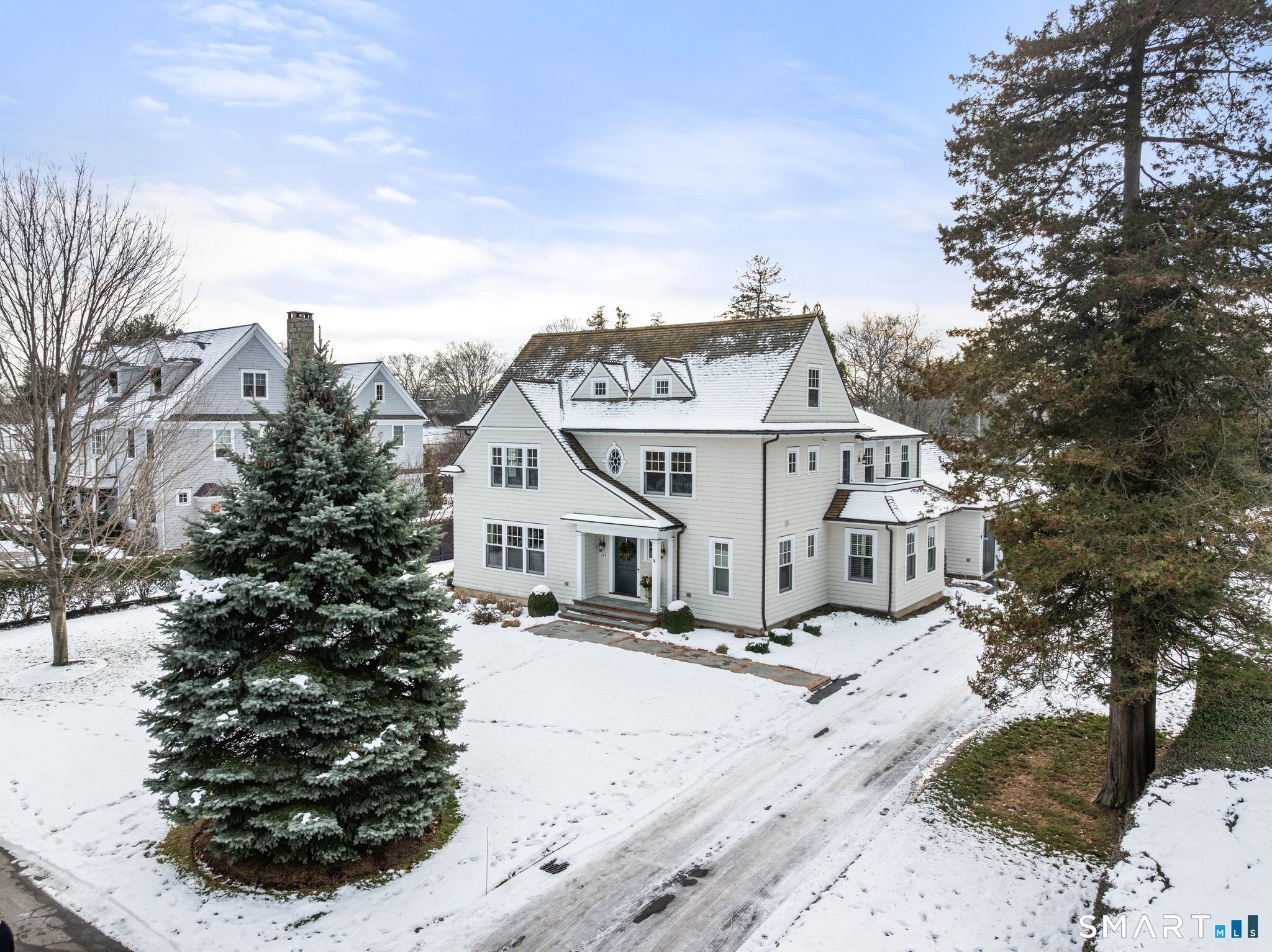 324 Sunnieholme Drive, Fairfield, CT 06824 | For Sale at $3,850,000
