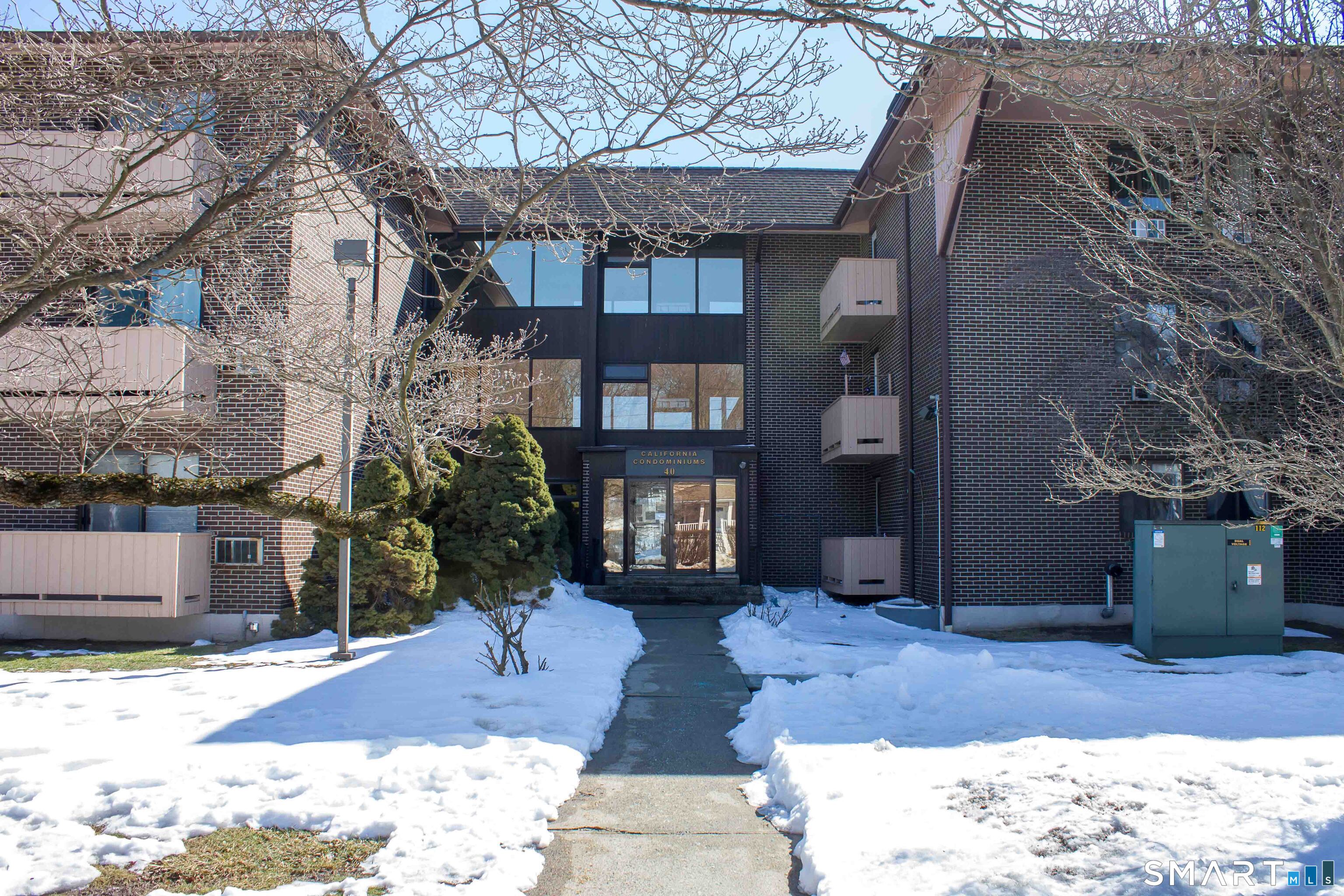 40 California Street, c10, Stratford, CT 06615 | For Sale at $190,000