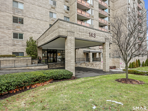  condo home for sale located at 143 Hoyt Street, apt 5k, Stamford, CT 06905
