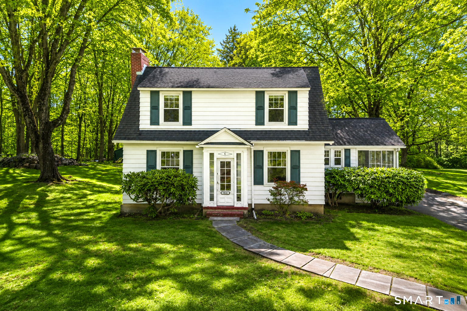 1841 Huntington Turnpike, Trumbull, CT 06611 | For Sale at $549,900