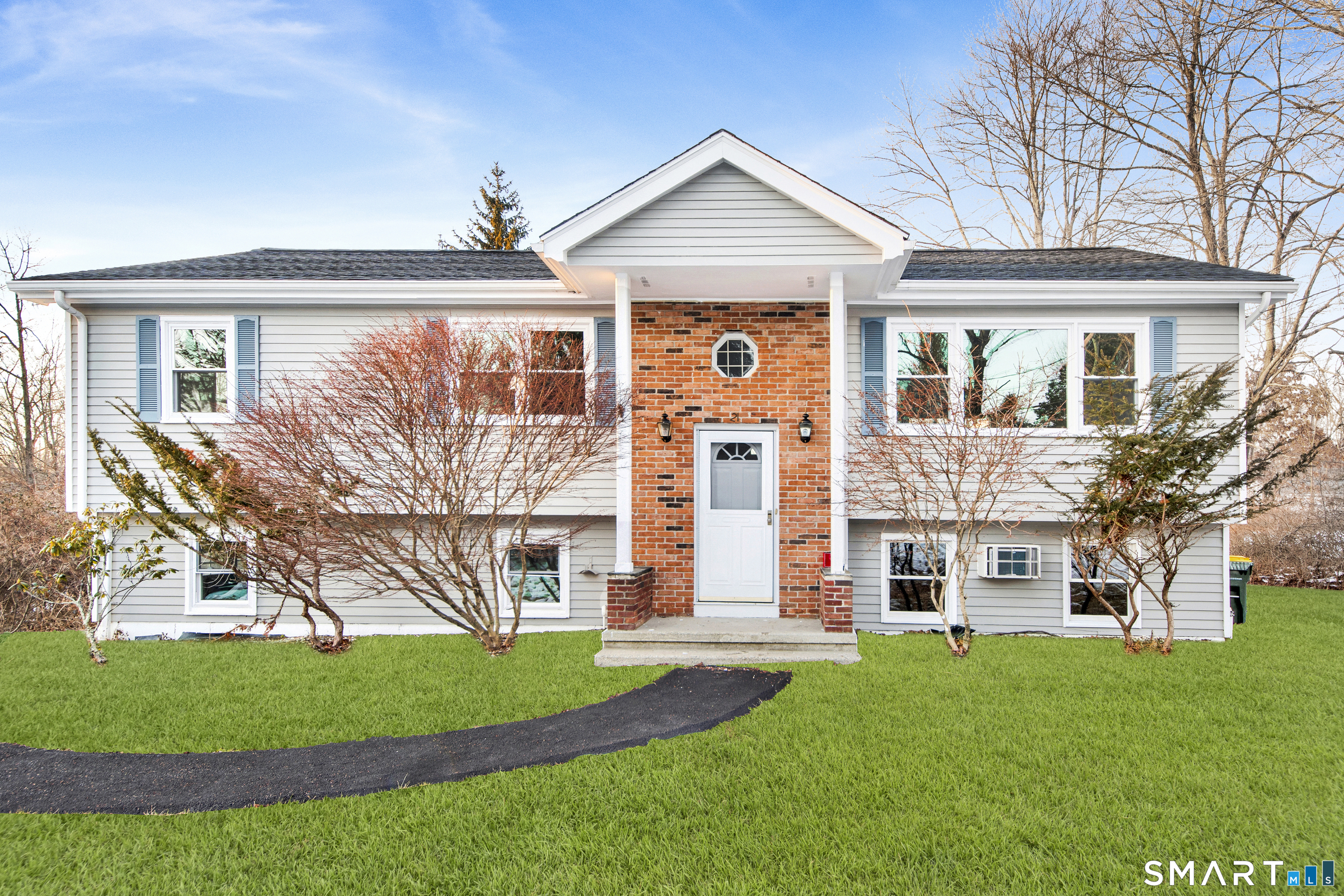 21 Donna Drive, New Fairfield, CT 06812 | For Sale at $610,000