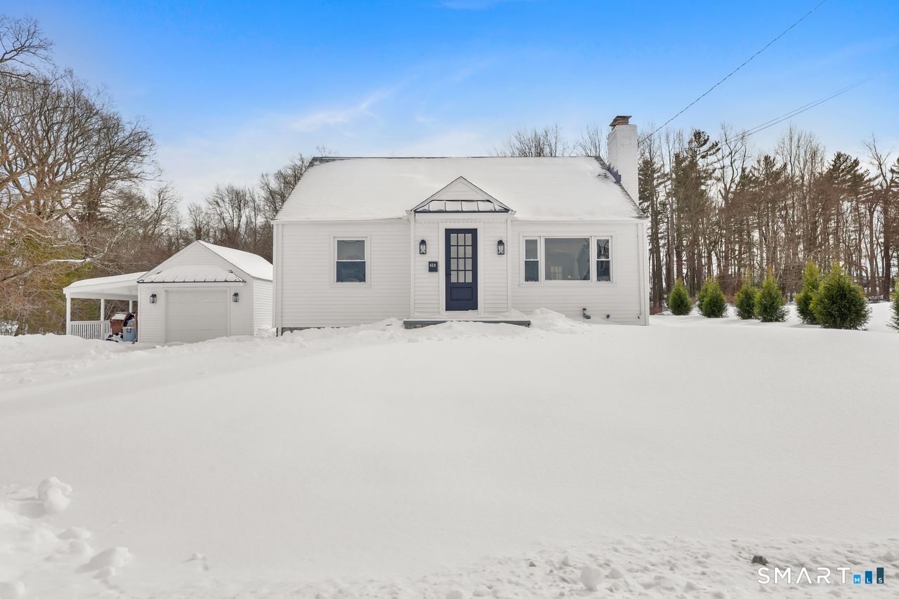 424 Waverly Road, Shelton, CT 06484 | For Sale at $650,000