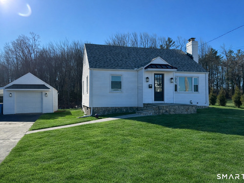  single family home for sale located at 424 Waverly Road, Shelton, CT 06484
