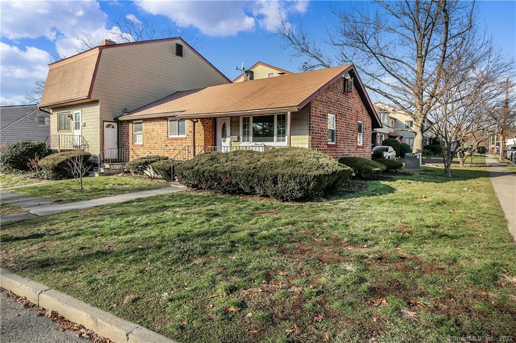 75 Van Buskirk Avenue, 75, Stamford, CT 06902 | For Sale at $550,000