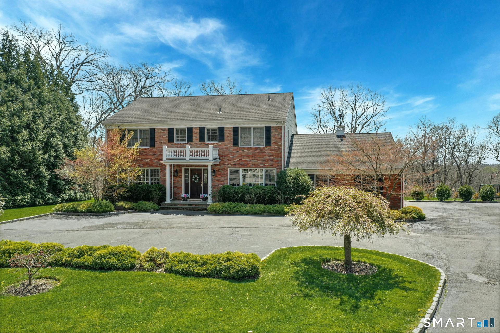 191 Mountain Wood Road, Stamford, CT 06903 | For Sale at $1,299,000