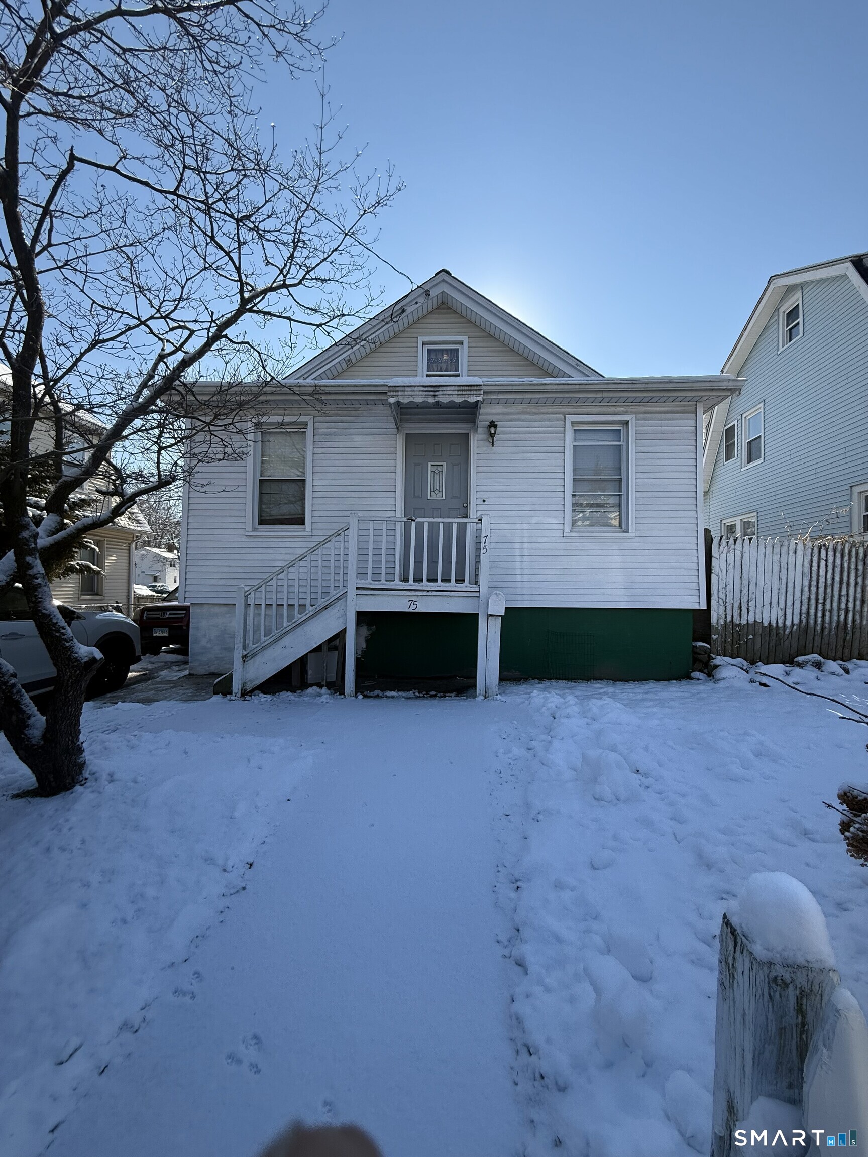 75 Frank Street, Stamford, CT 06902 | For Sale at $499,900