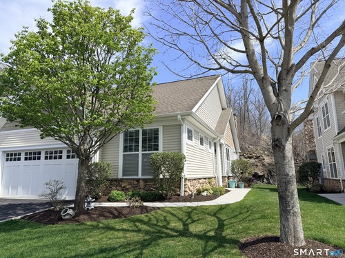  condo home for sale located at 12 Briar Ridge Drive, 12, Bethel, CT 06801