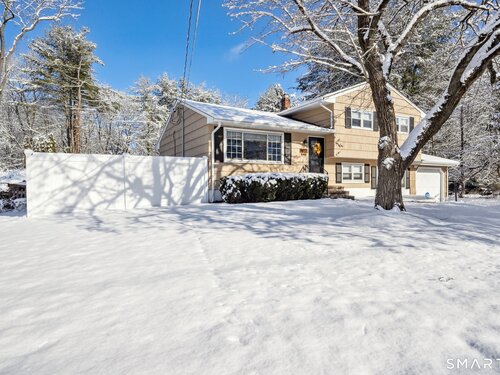  single family home for sale located at 10 Algonquin Road, Norwalk, CT 06851