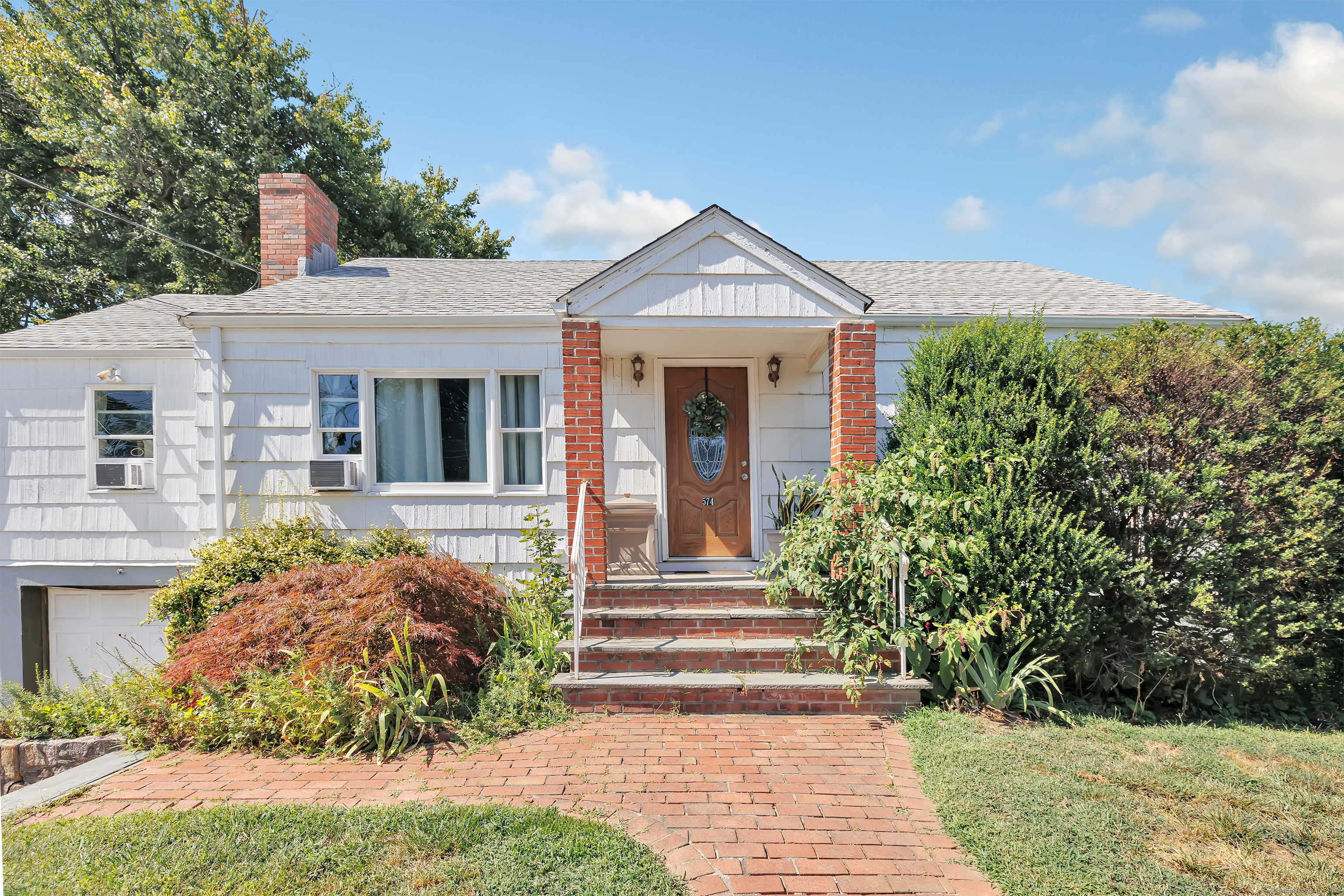 574 Thorme Street, Bridgeport, CT 06606 | For Sale at $374,900