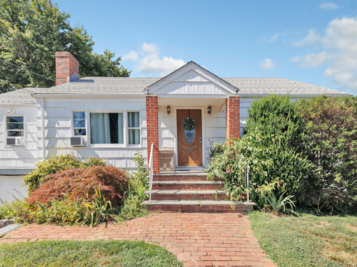  single family home for sale located at 574 Thorme Street, Bridgeport, CT 06606