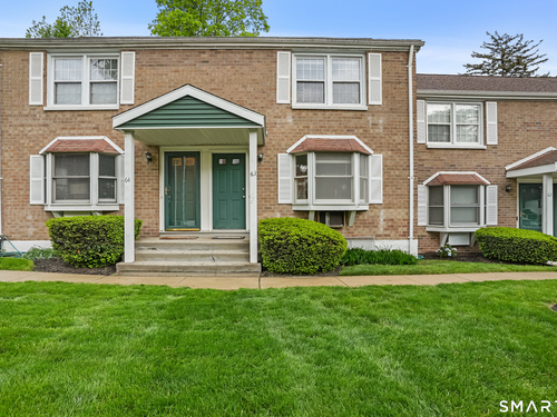  townhouse condo for sale located at 240 Sunnyridge Avenue, apt 63, Fairfield, CT 06824