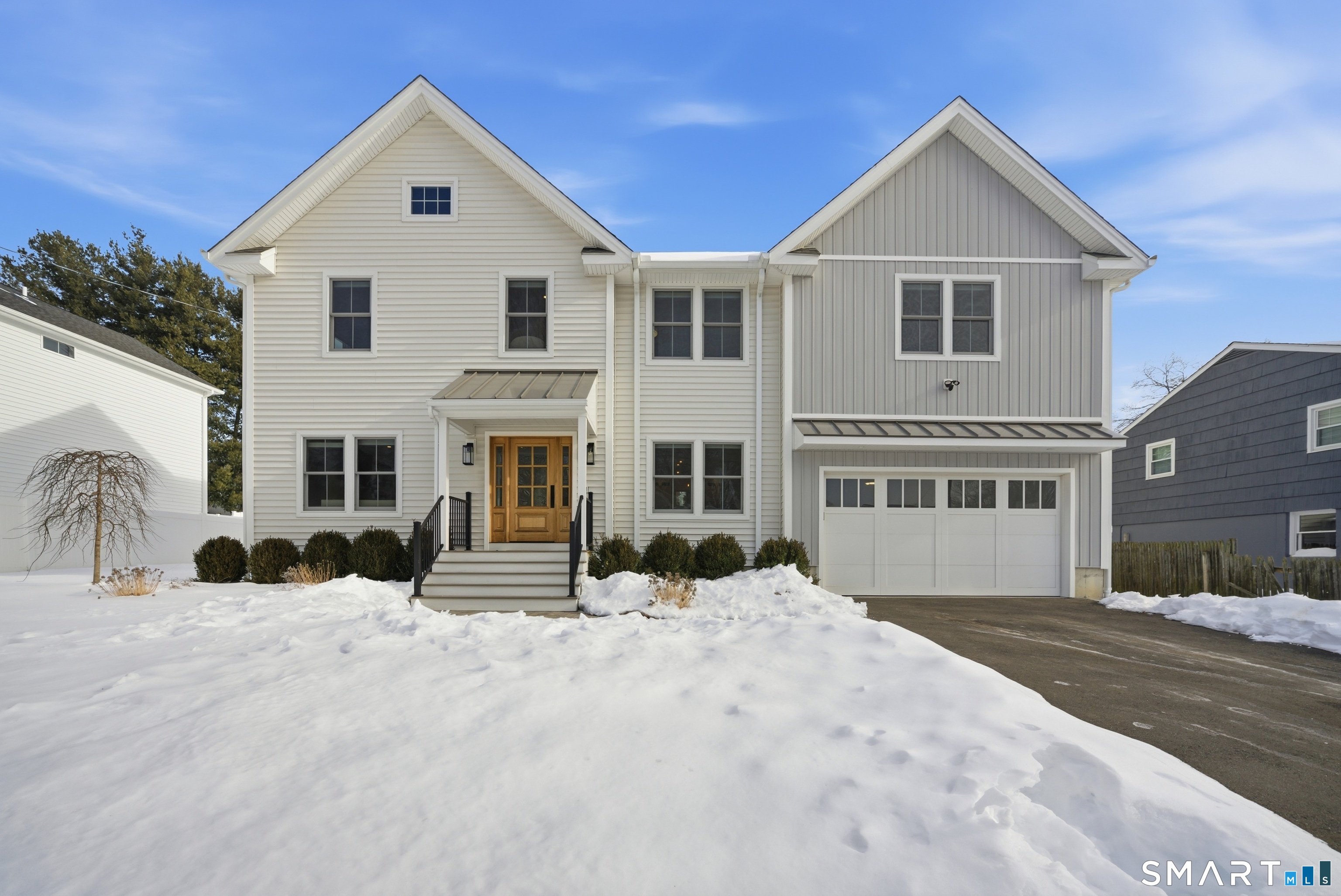 196 Robin Lane, Fairfield, CT 06824 | For Sale at $1,629,000