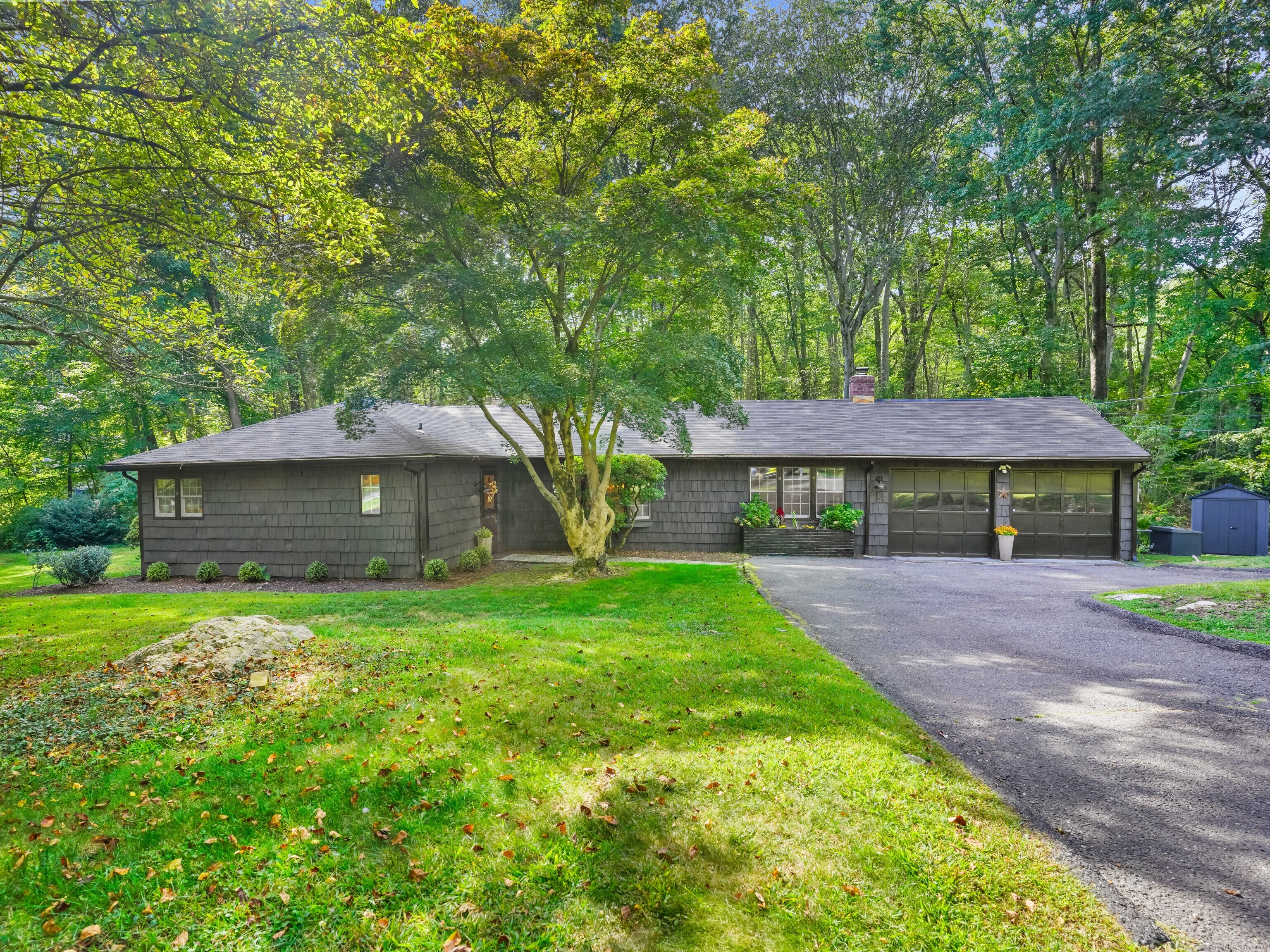 11 Eastwood Road, Norwalk, CT 06851 | For Sale at $839,900