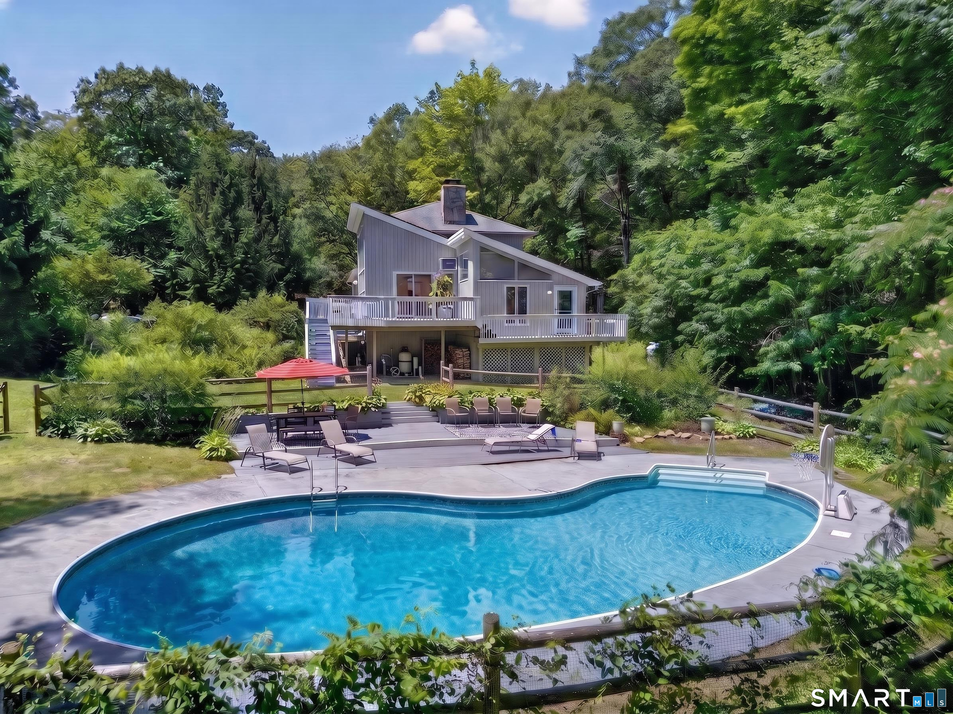 119 Peaceable Street, Redding, CT 06896 | For Sale at $869,900