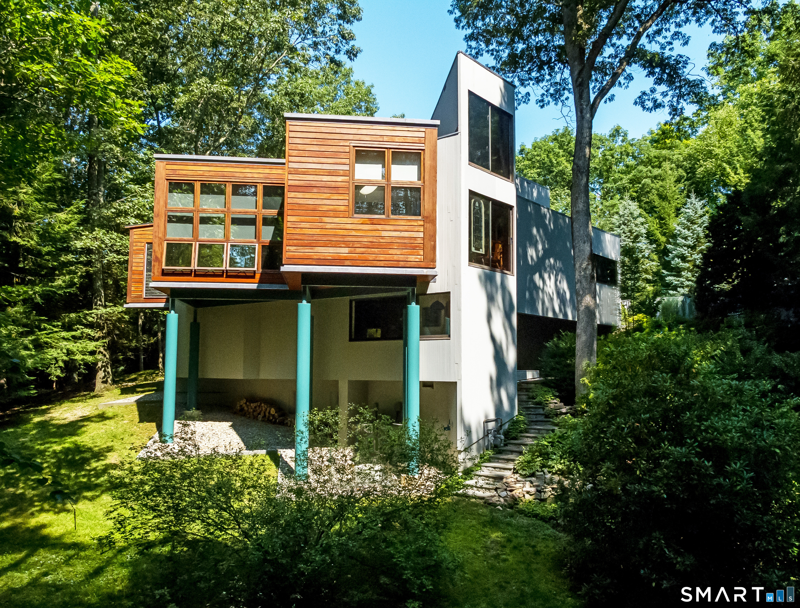 14 Codfish Lane, Weston, CT 06883 | For Sale at $1,649,000