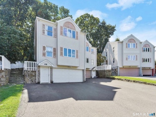  townhouse condo for sale located at 4 Hill Court, b, Norwalk, CT 06850