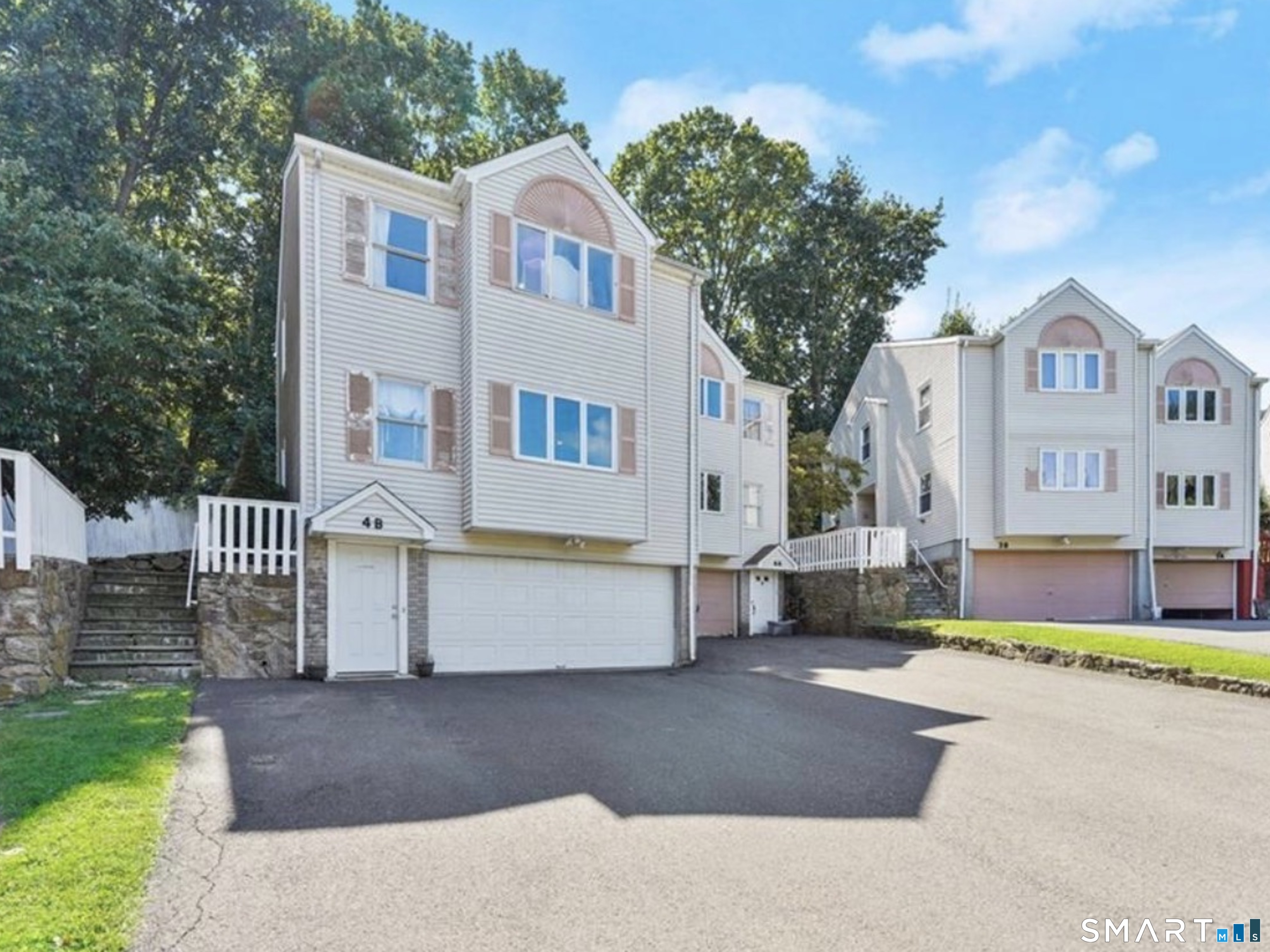 4 Hill Court, b, Norwalk, CT 06850 | For Sale at $479,000