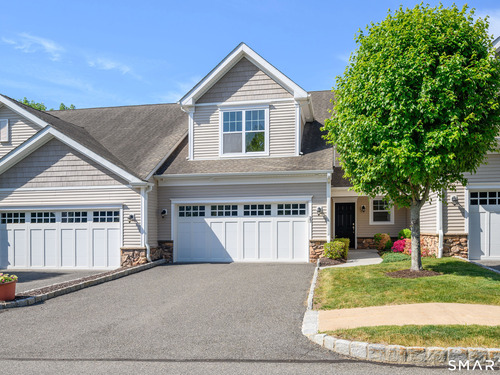  townhouse condo for sale located at 23 Woods Lane, 23, Newtown, CT 06470
