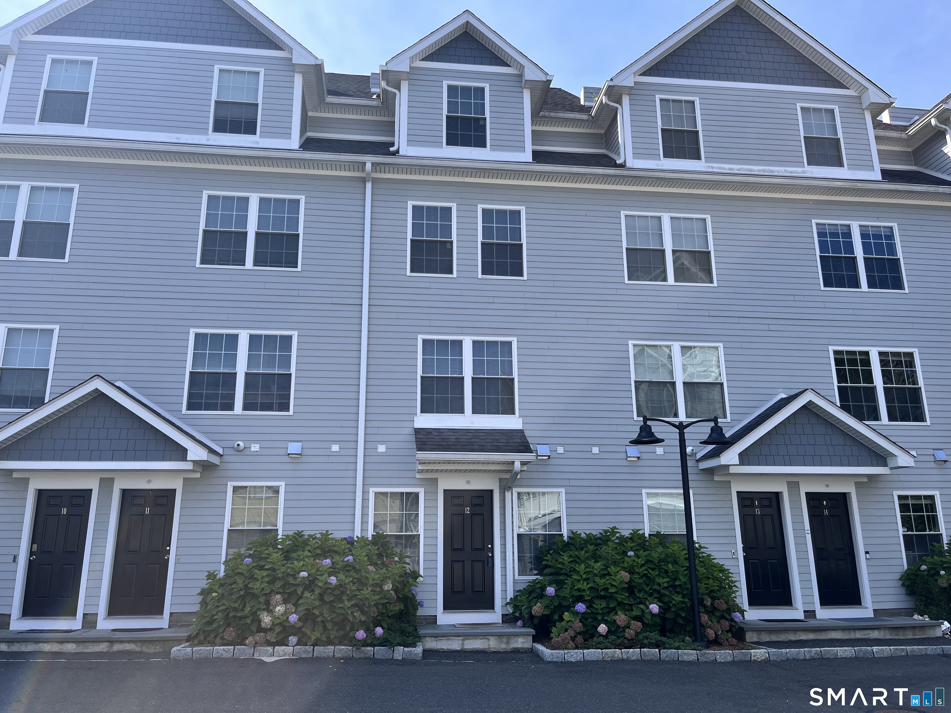 20 3rd Street, 11, Stamford, CT 06905 | For Sale at $750,000