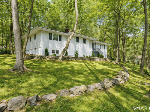  single family home for sale located at 93 Tersana Drive, Easton, CT 06612