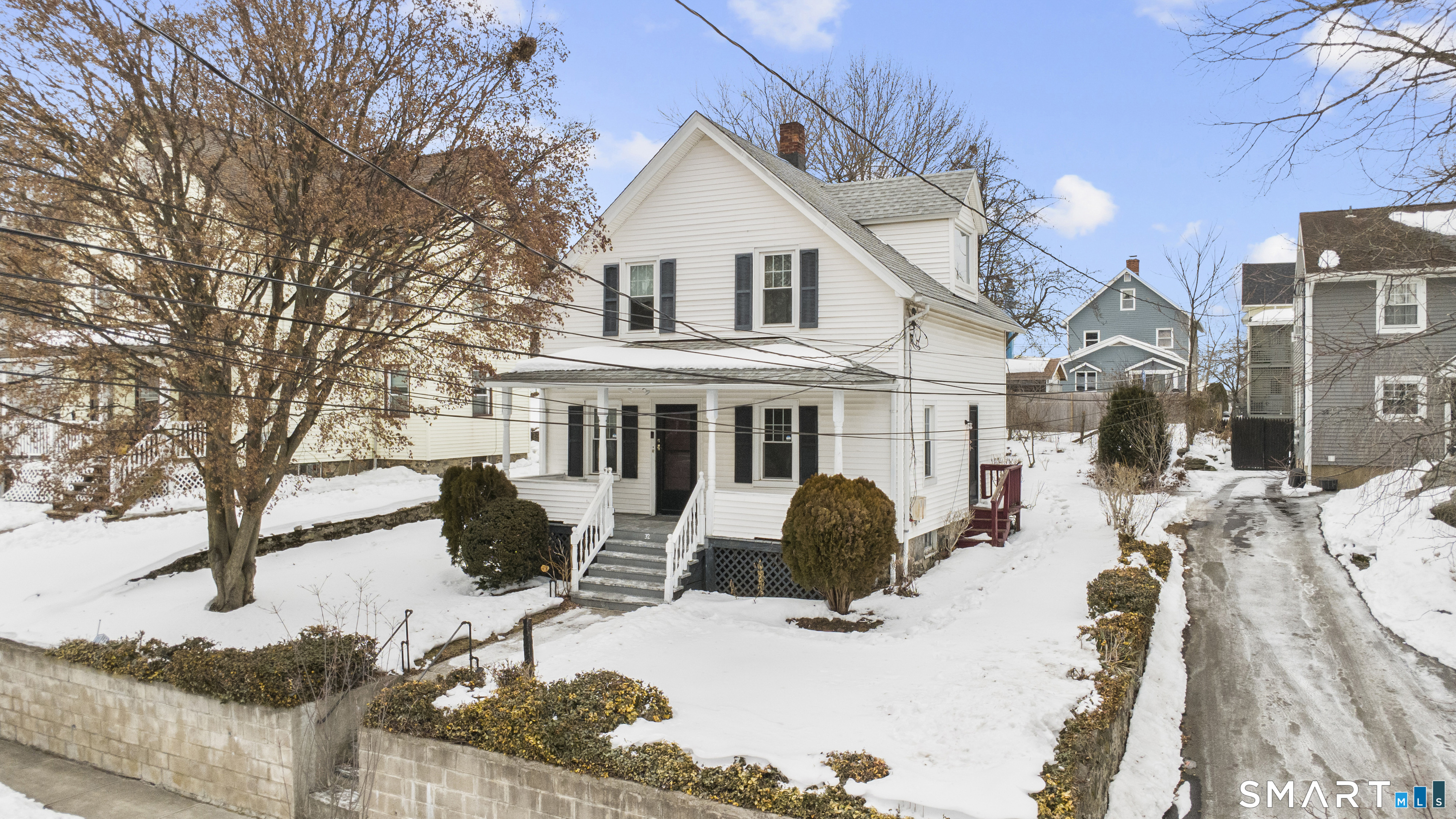 32 Lincoln Avenue, Norwalk, CT 06854 | For Sale at $399,000