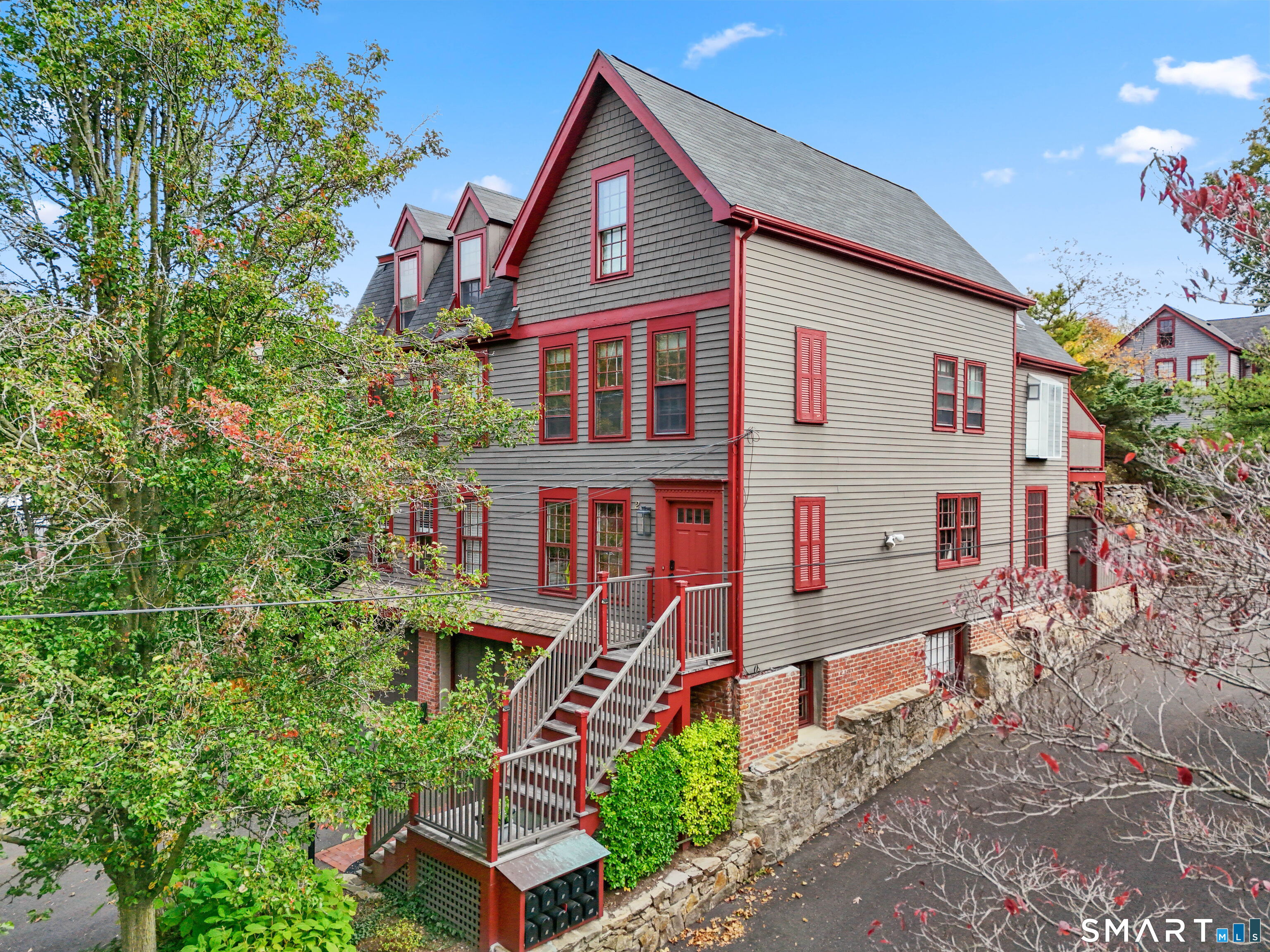 49 Indian Harbor Drive, 1, Greenwich, CT 06830 | For Sale at $1,250,000