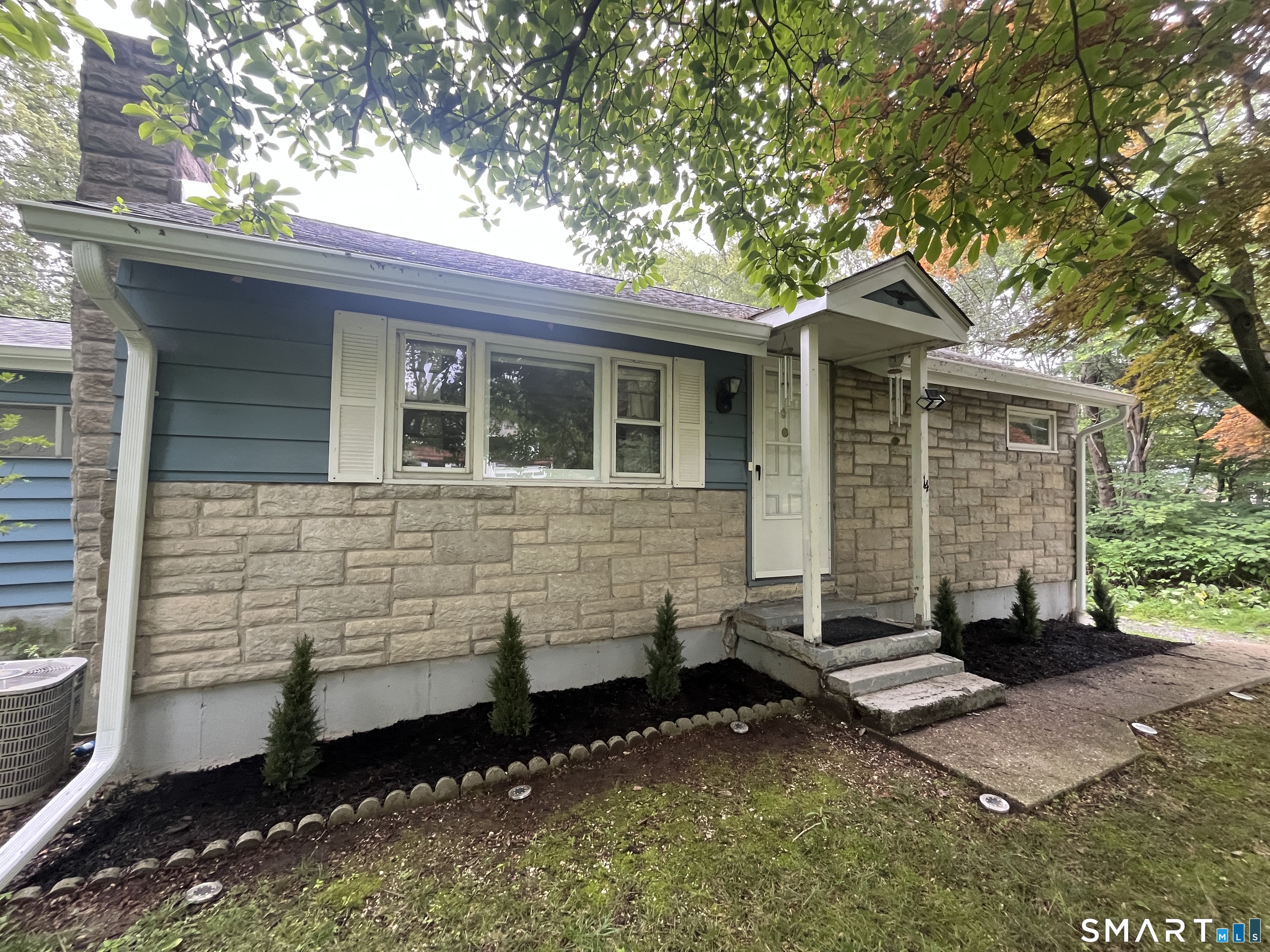 14 Wilkes Road, Danbury, CT 06811 | For Sale at $390,000