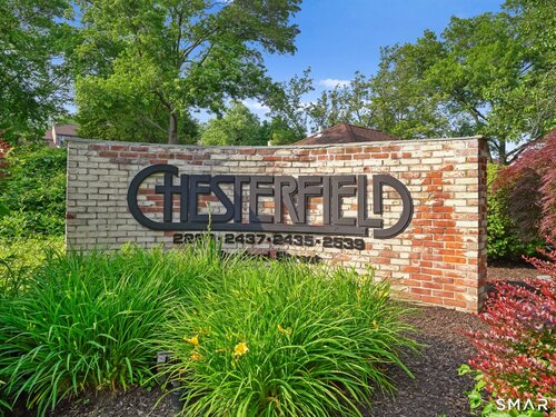  condo home for sale located at 2437 Bedford Street, c11, Stamford, CT 06905