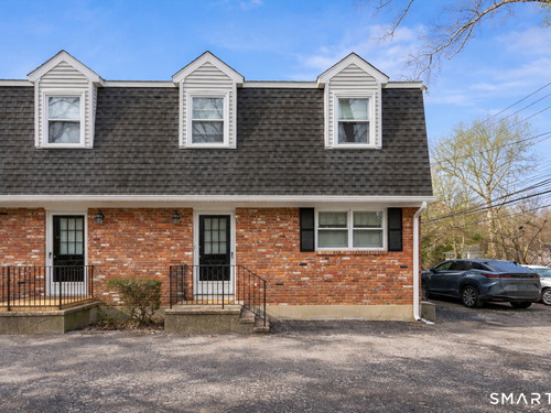  townhouse condo for sale located at 59 Woodway Road, apt 1, Stamford, CT 06907