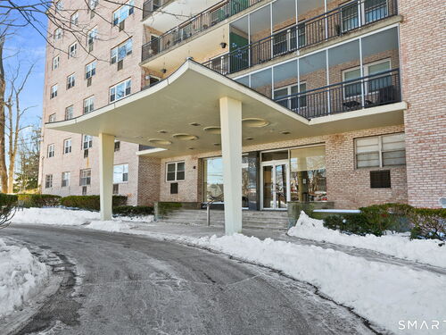  condo home for sale located at 25 Cartright Street, 3k, Bridgeport, CT 06604