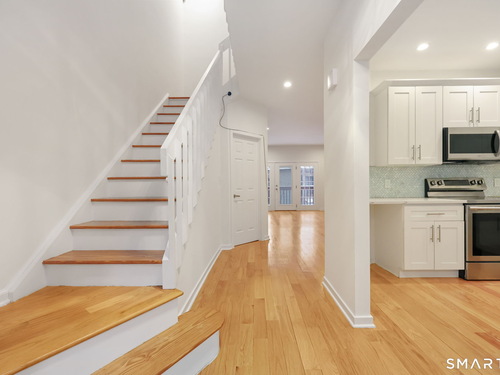  townhouse condo for sale located at 132 Hope Street, c, Stamford, CT 06906