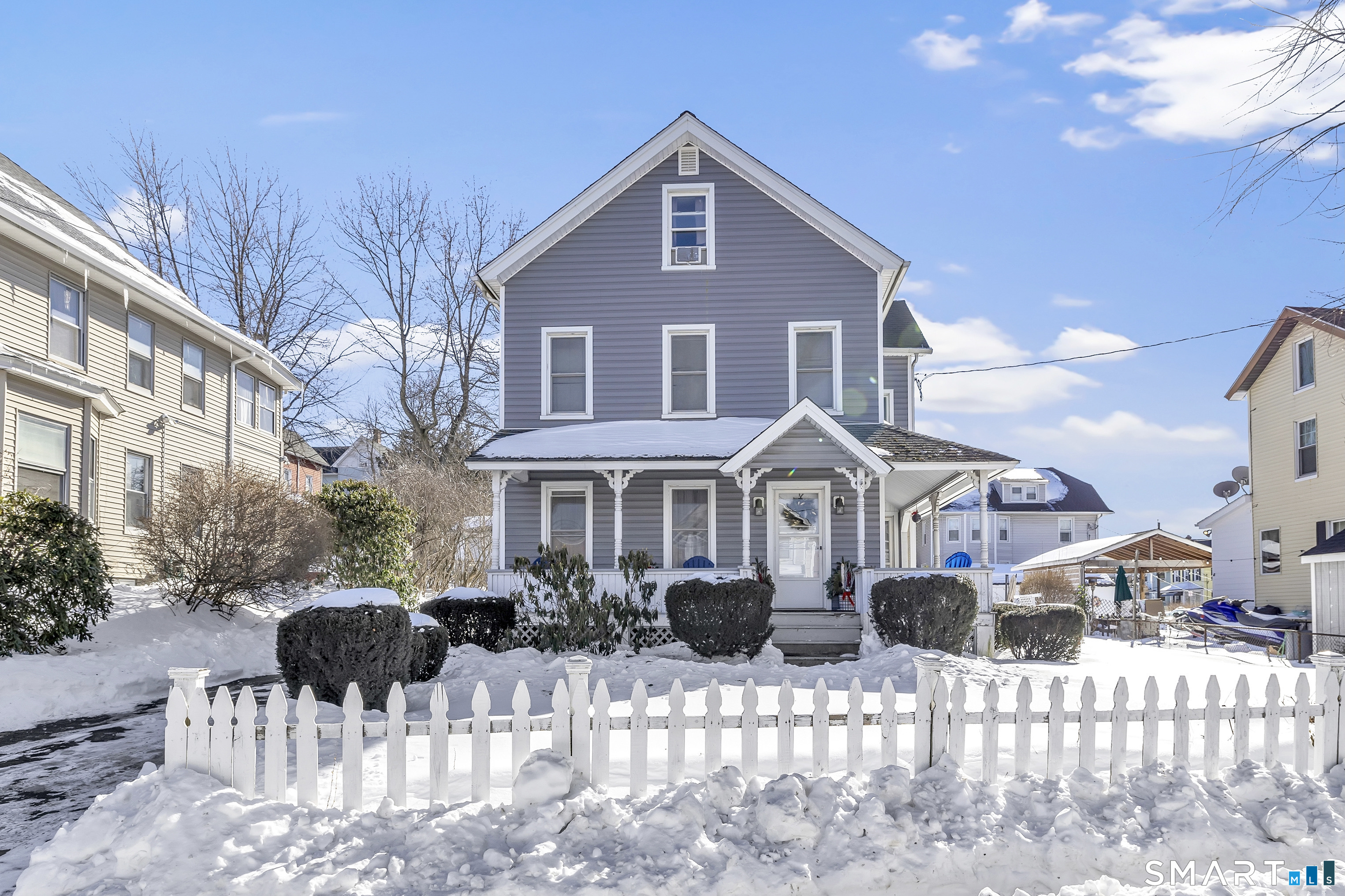 10 Burritt Avenue, Norwalk, CT 06854 | For Sale at $670,000