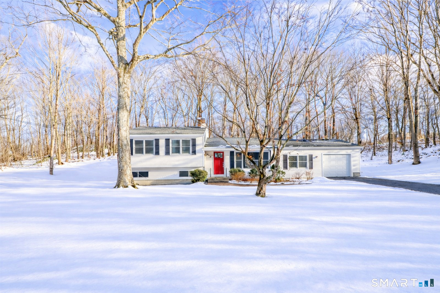 8 Summit Lane, Ridgefield, CT 06877 | For Sale at $735,000