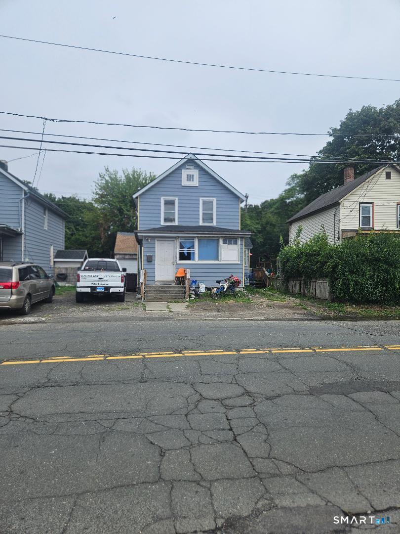 35 Taylor Street, Danbury, CT 06810 | For Sale at $299,900