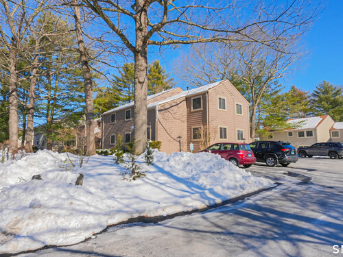  townhouse condo for sale located at 72 River Bend Road, b, Stratford, CT 06614