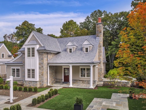  condo home for sale located at 2 Settlers Trail, 2, Darien, CT 06820