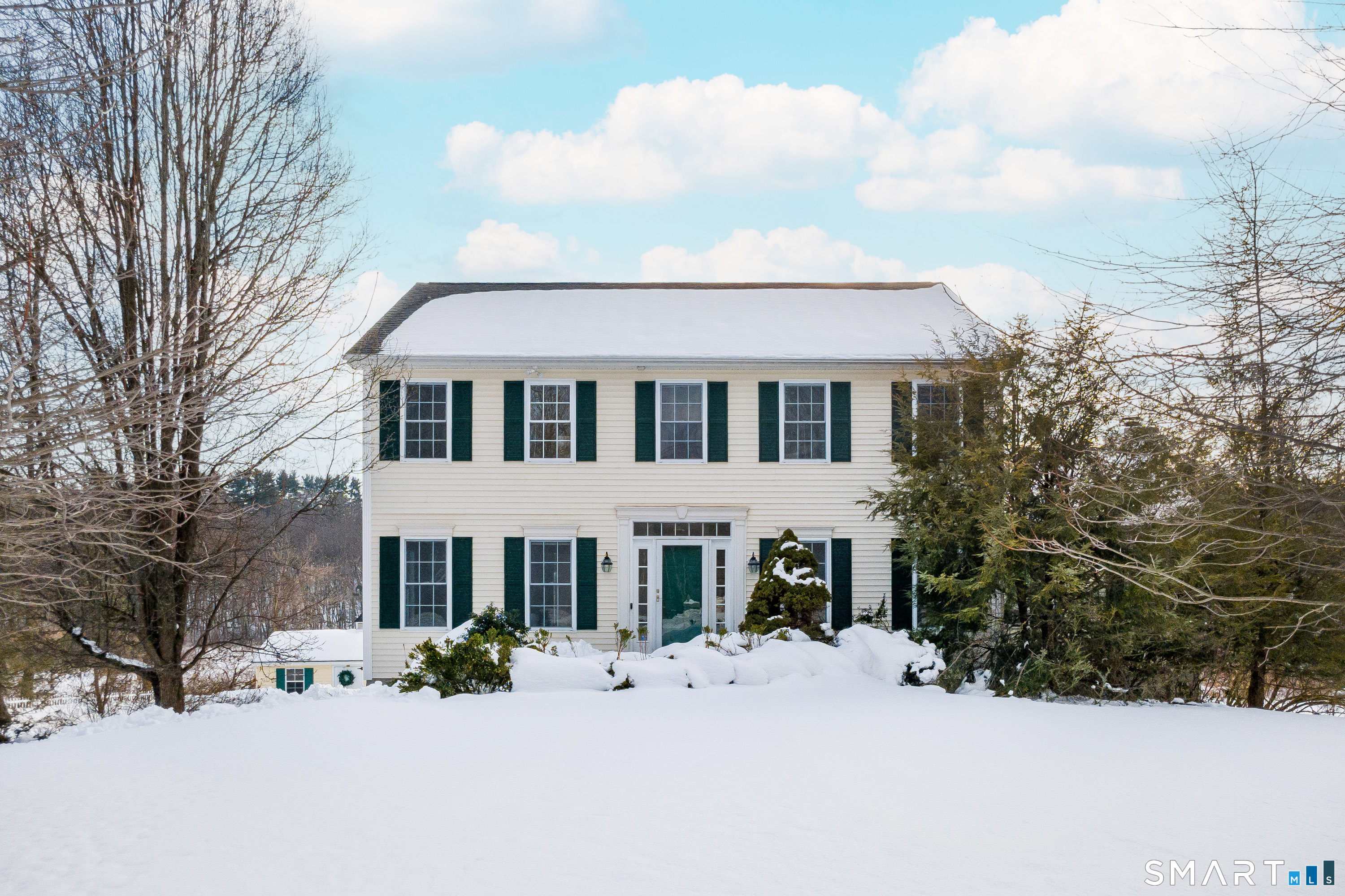 73 Dodgingtown Road, Newtown, CT 06470 | For Sale at $679,000