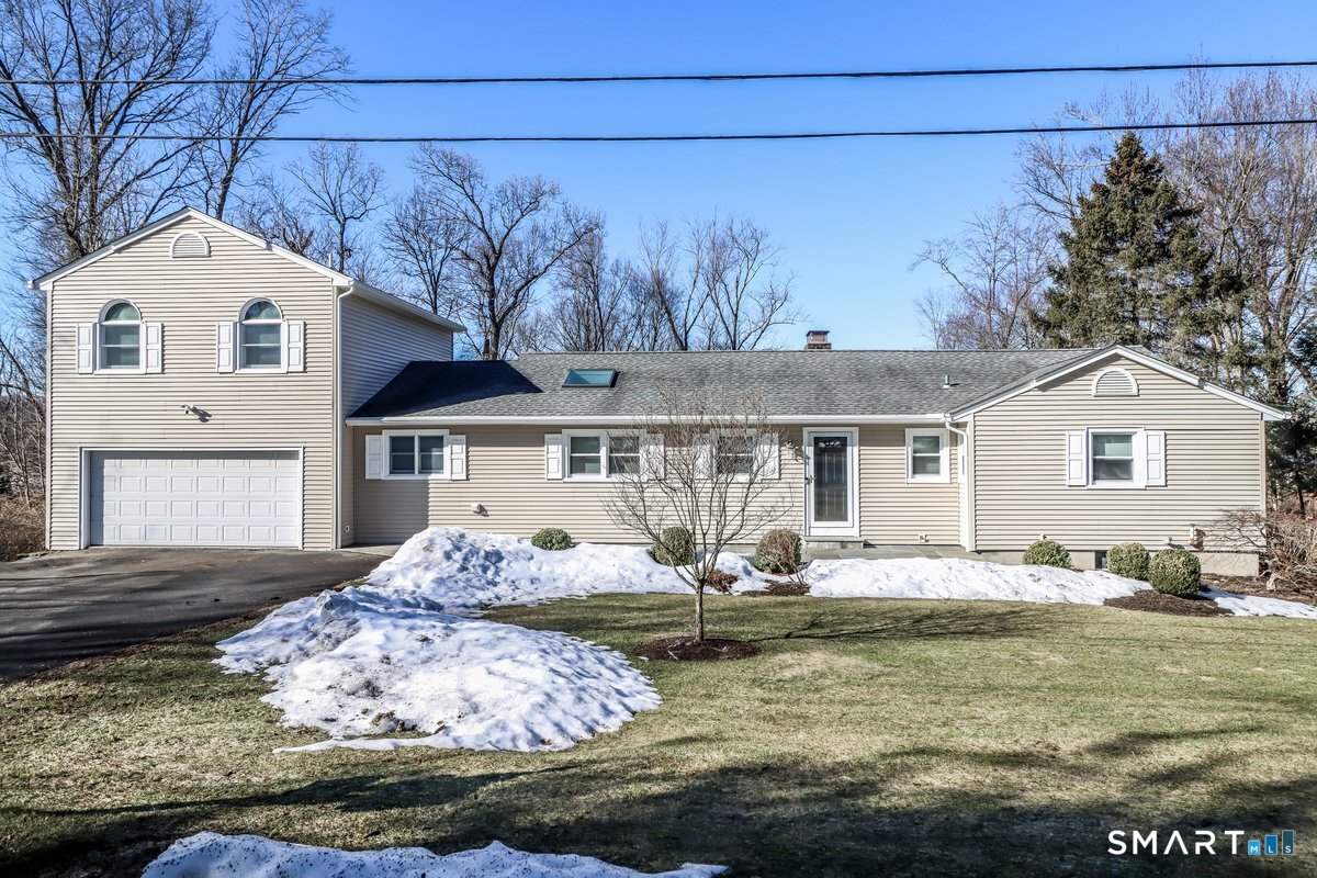 12 South Mountain Road, Brookfield, CT 06804 | For Sale at $620,000