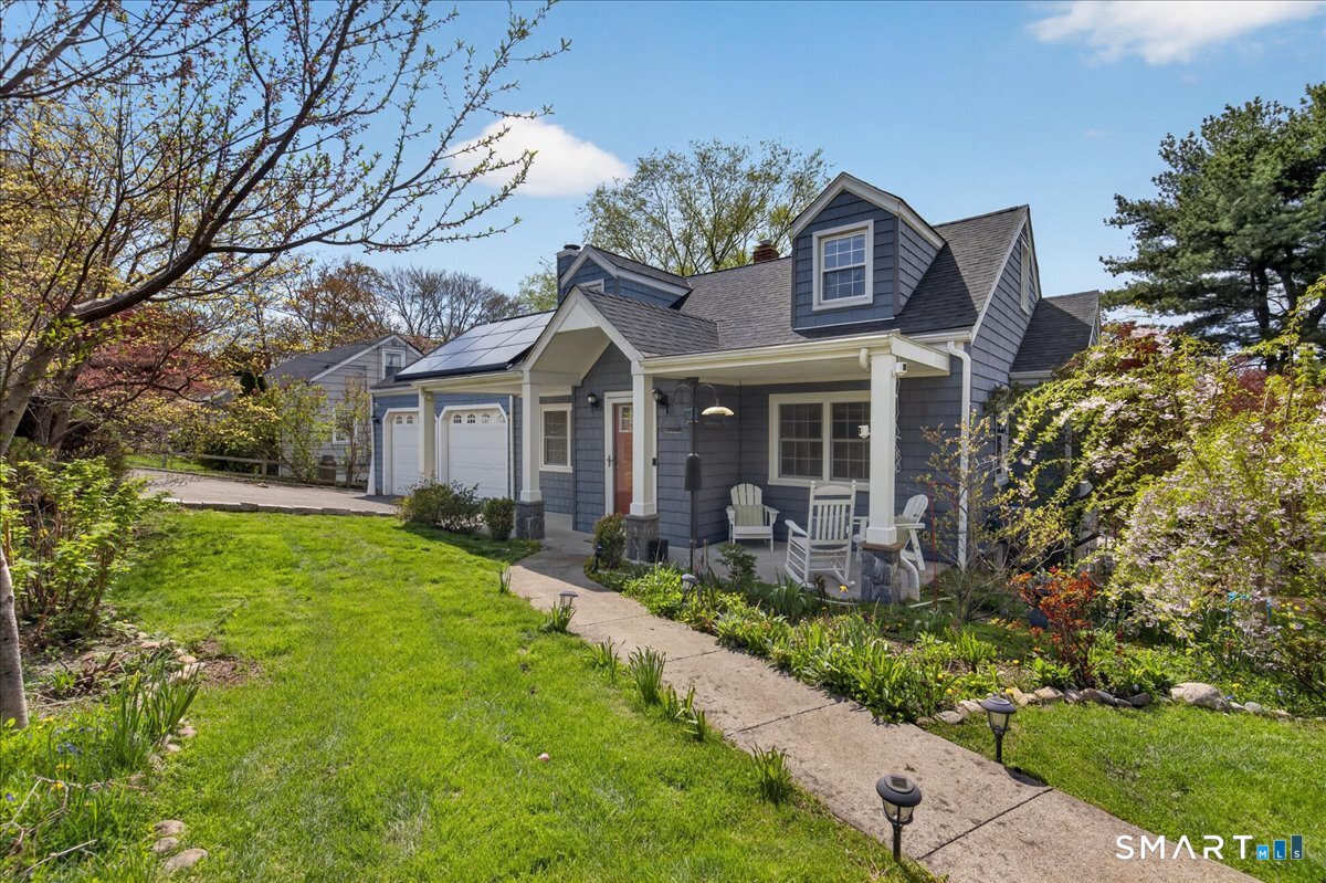 203 Burroughs Road, Fairfield, CT 06824 | For Sale at $750,000