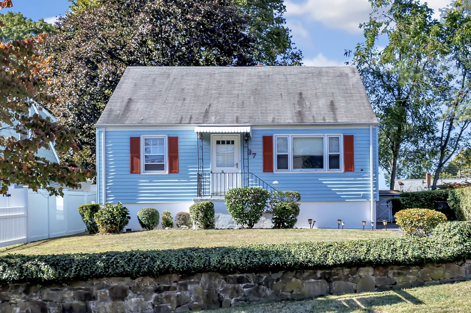 37 Herald Avenue, Bridgeport, CT 06606 | For Sale at $375,000