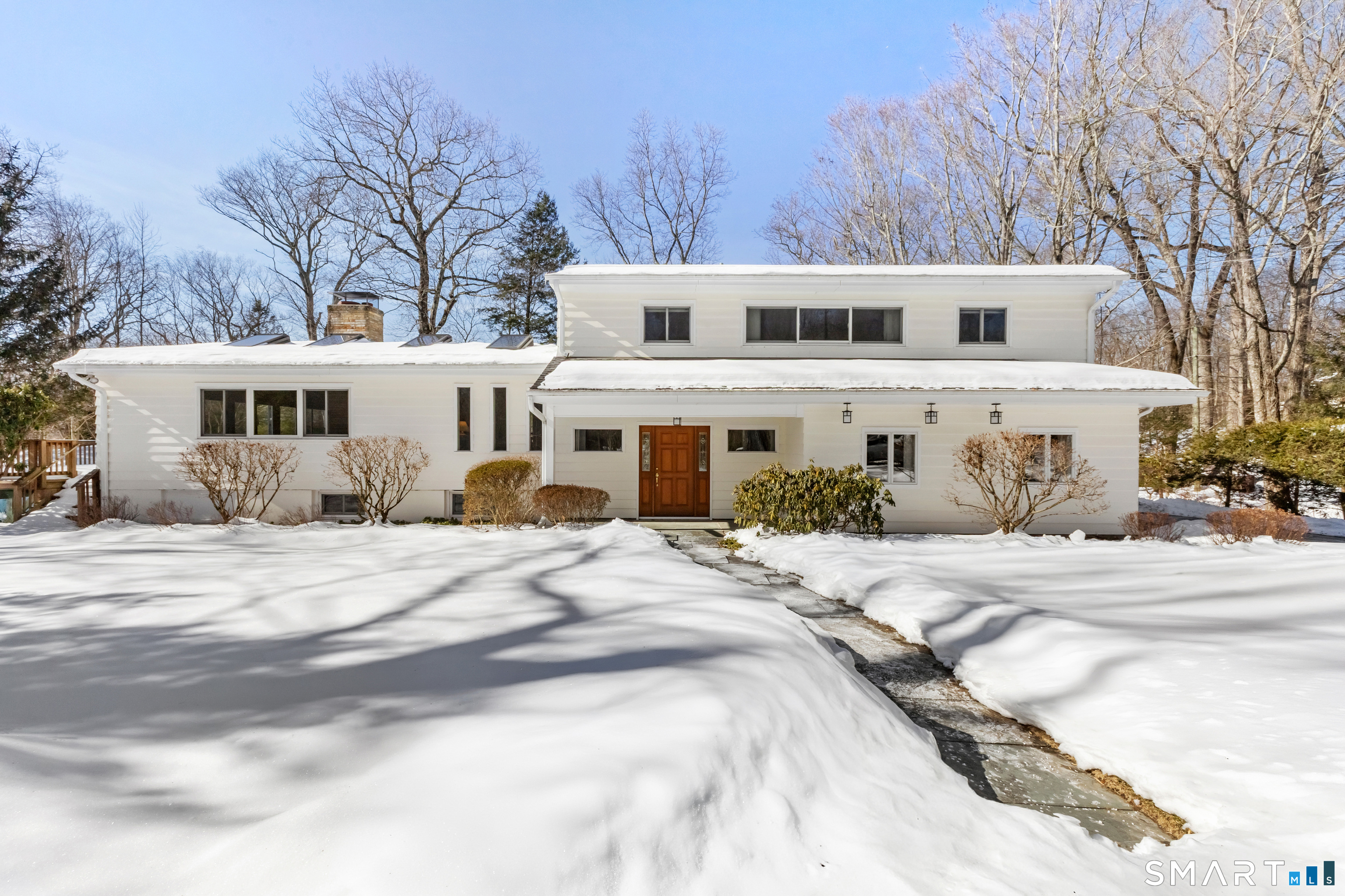 5 Old Wagon Road, Stamford, CT 06903 | For Sale at $950,000