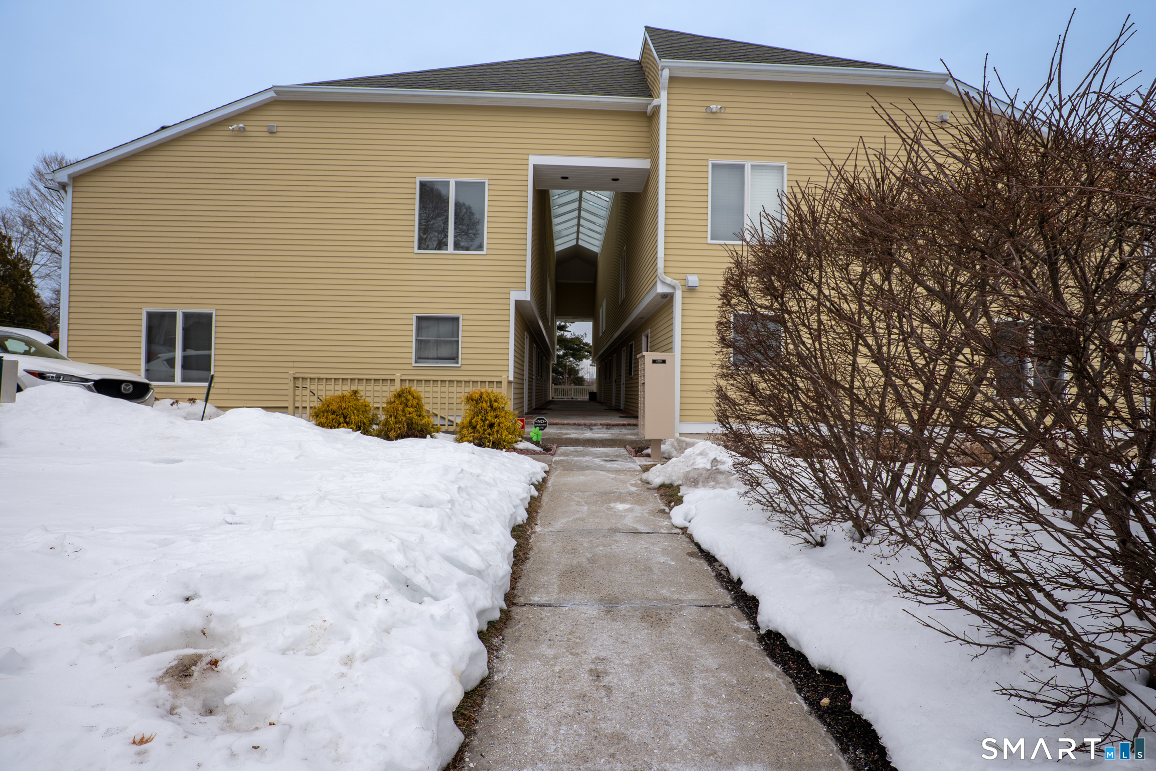 10 Prospect Avenue, apt 8, Norwalk, CT 06850 | For Sale at $339,000