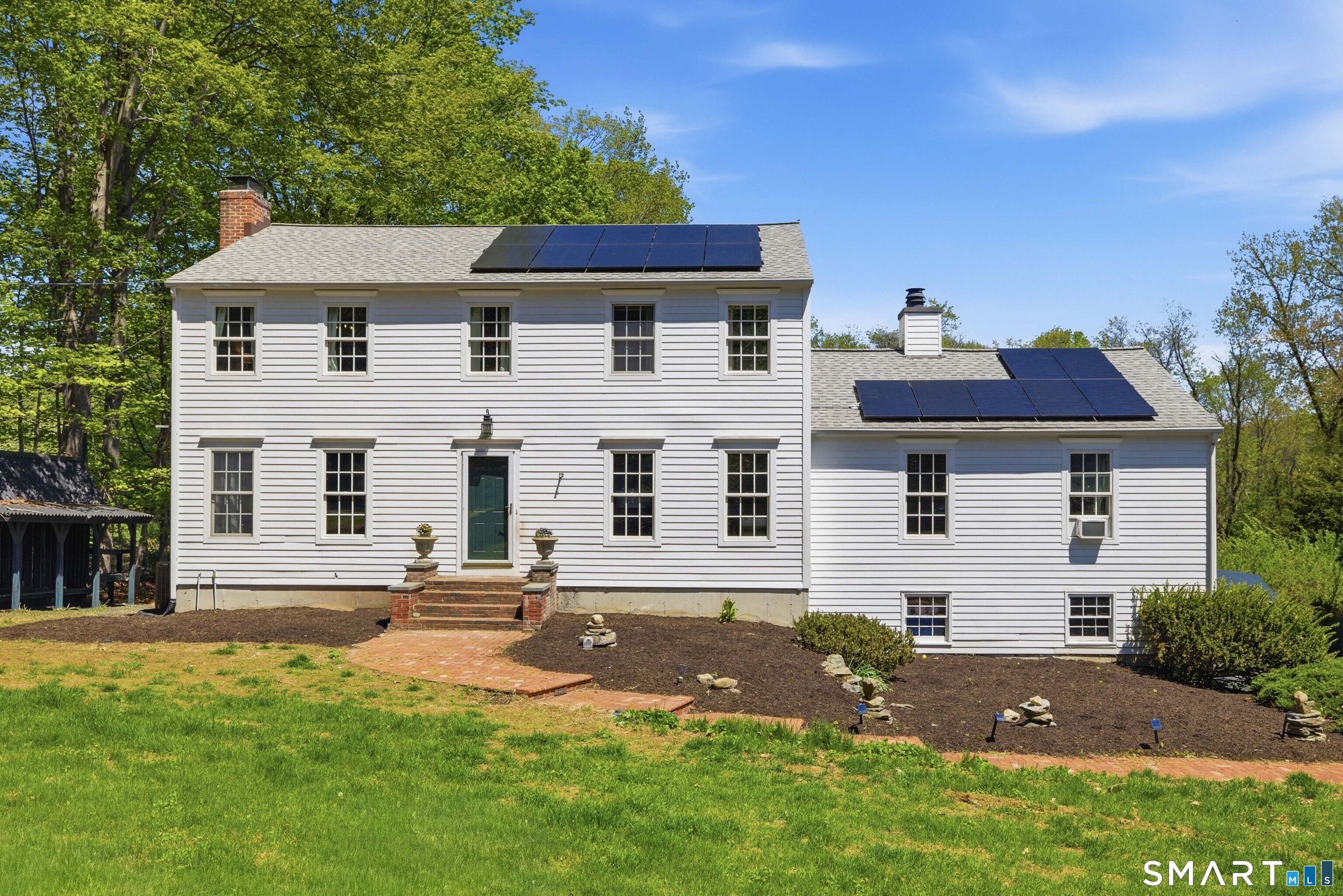 17 Wolfpits Road, Bethel, CT 06801 | For Sale at $725,000