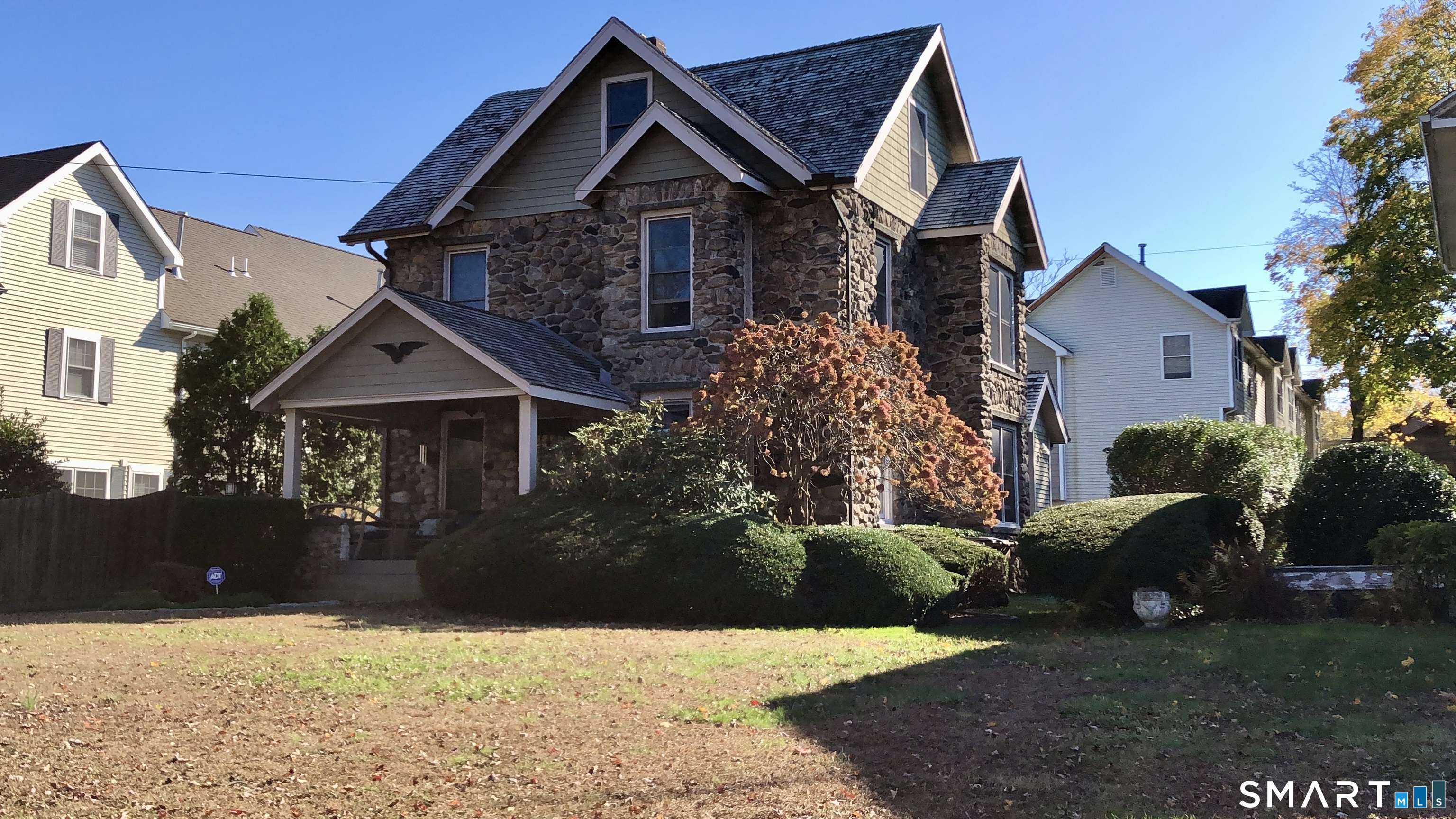 35 Maple Tree Avenue, apt 1, Stamford, CT 06906 | For Sale at $479,900