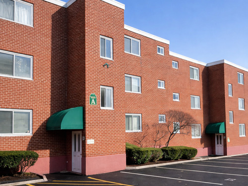  condo home for sale located at 18 Prospect Avenue, apt a3, Norwalk, CT 06850