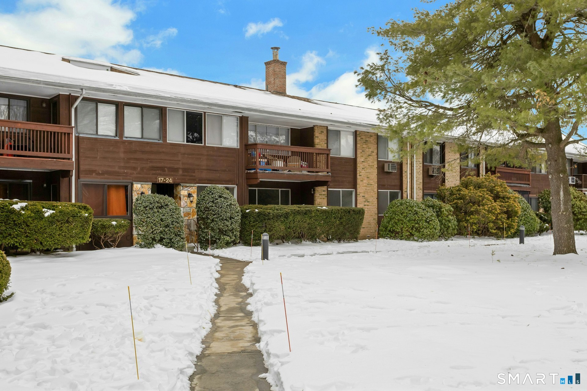 154 Cold Spring Road, apt 18, Stamford, CT 06905 | For Sale at $399,000