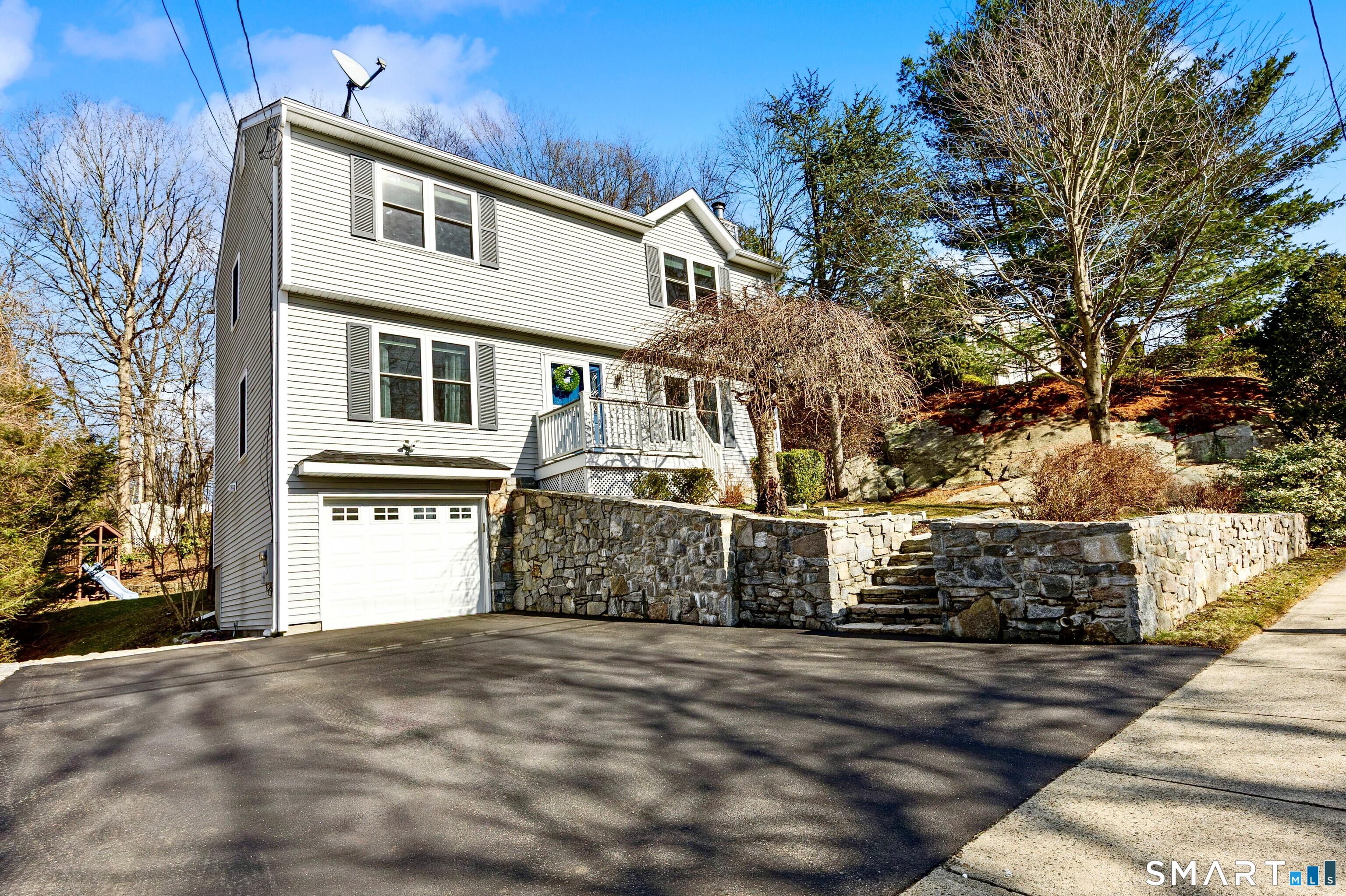 28 Ridge Lane, Shelton, CT 06484 | For Sale at $595,000